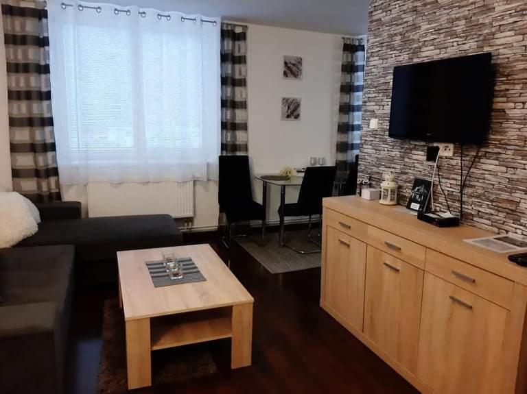 Apartman Pod Hradem Apartment Znojmo Ngoại thất bức ảnh